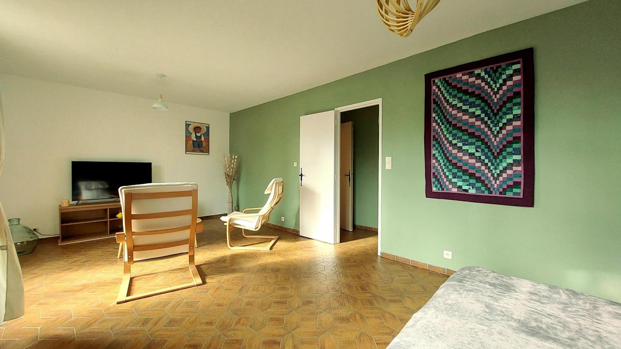 La Deviniere Hotel Donzere Ruang foto