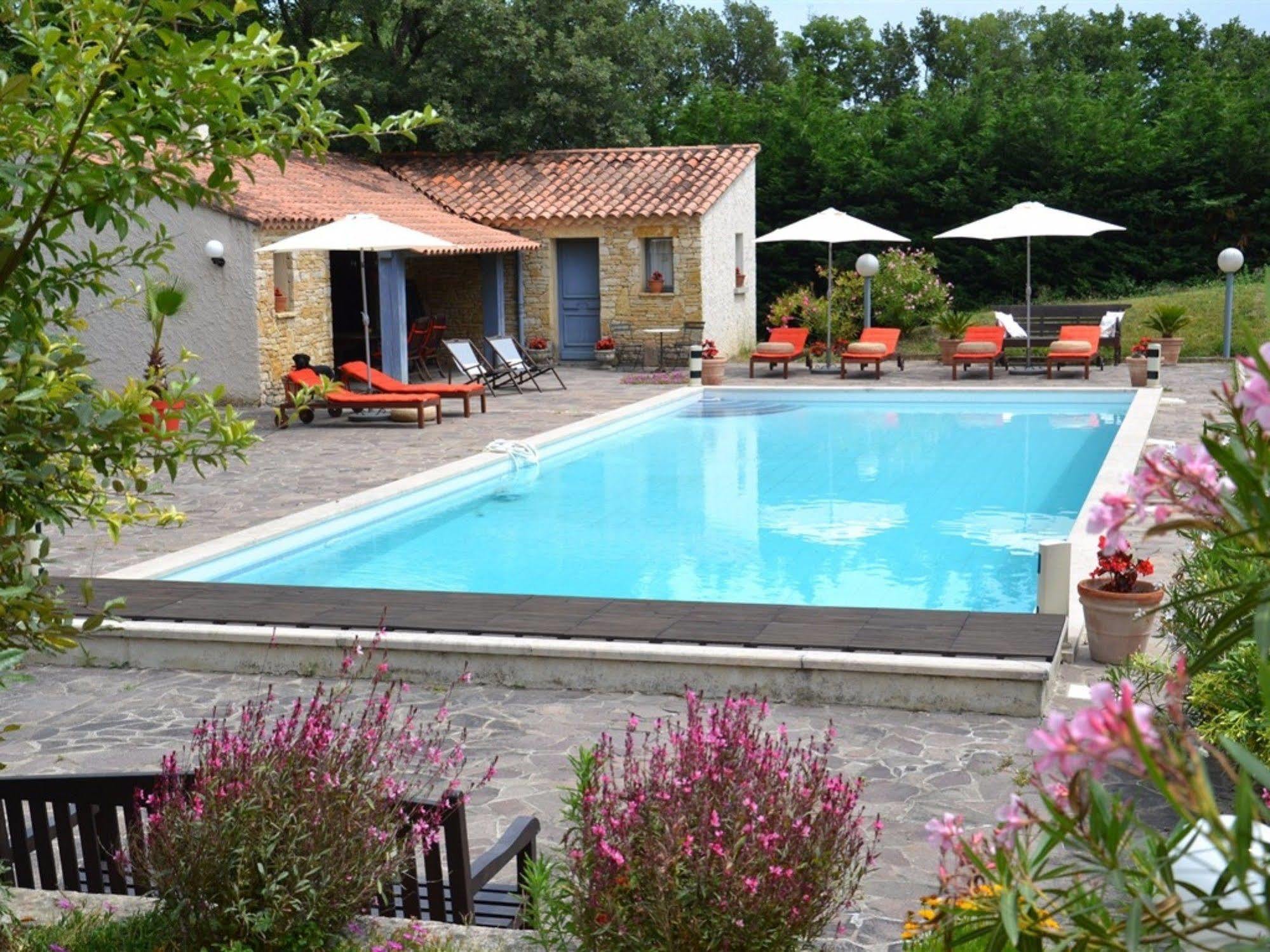 La Deviniere Hotel Donzere Bagian luar foto